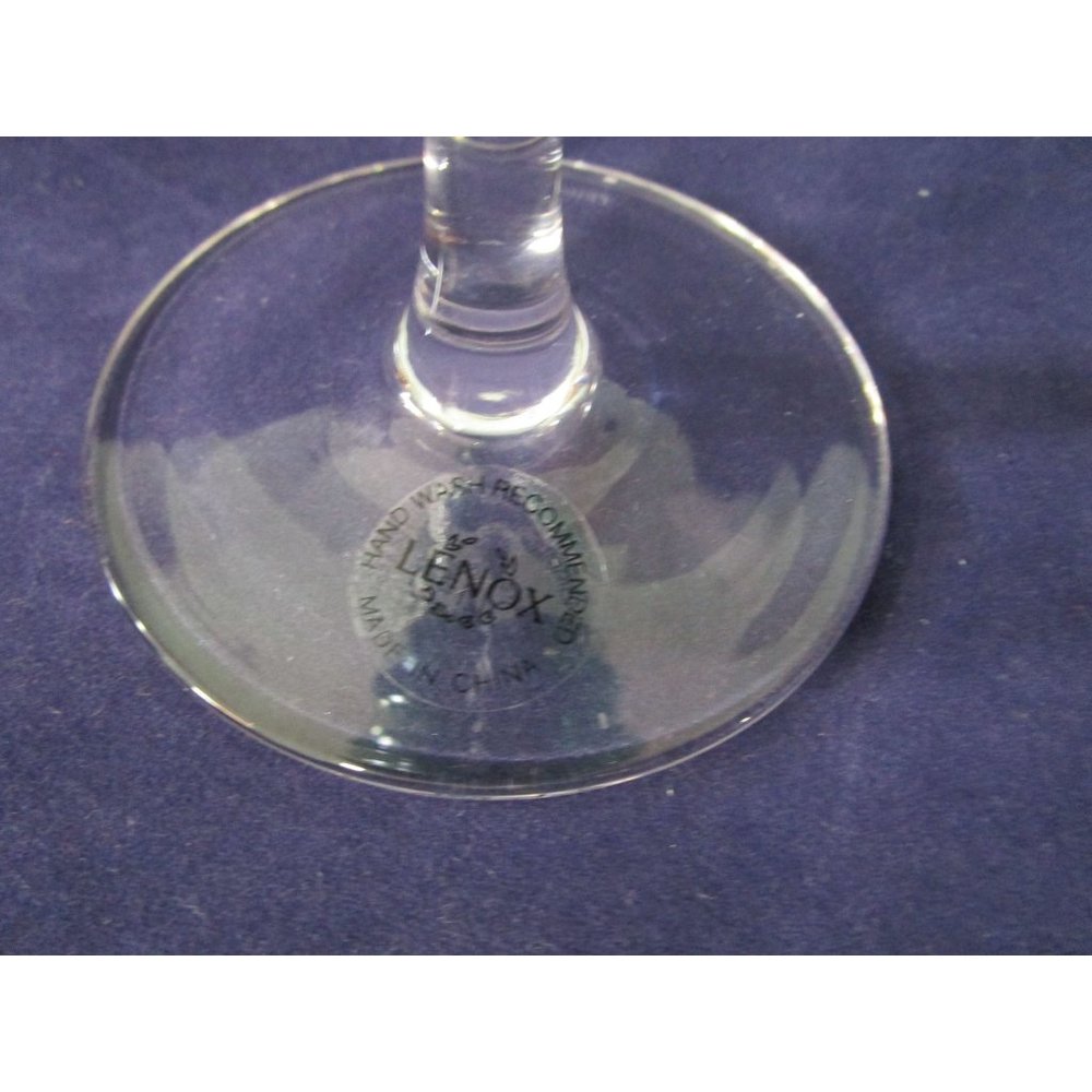 Lenox Holiday Gems Emerald Green Balloon Wine Glass Clear Stem and foot, nwt - Picture 3 of 11